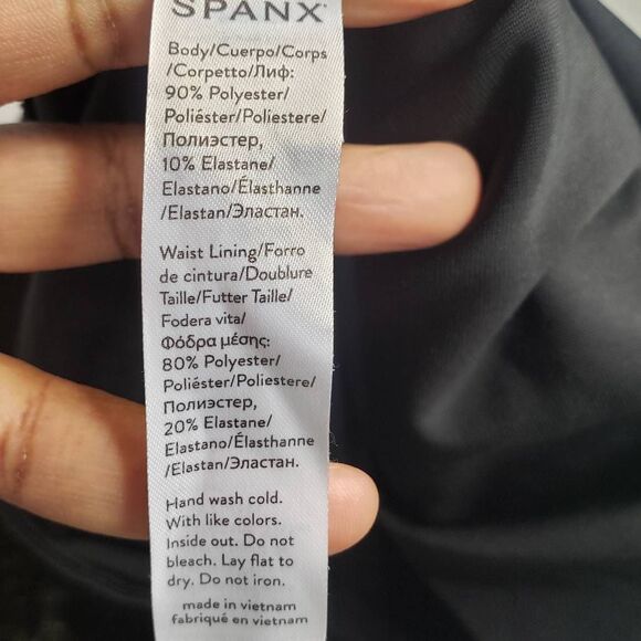 Spanx Velvet Shine Leggings Black/Gold Size Small - Picture 7 of 10